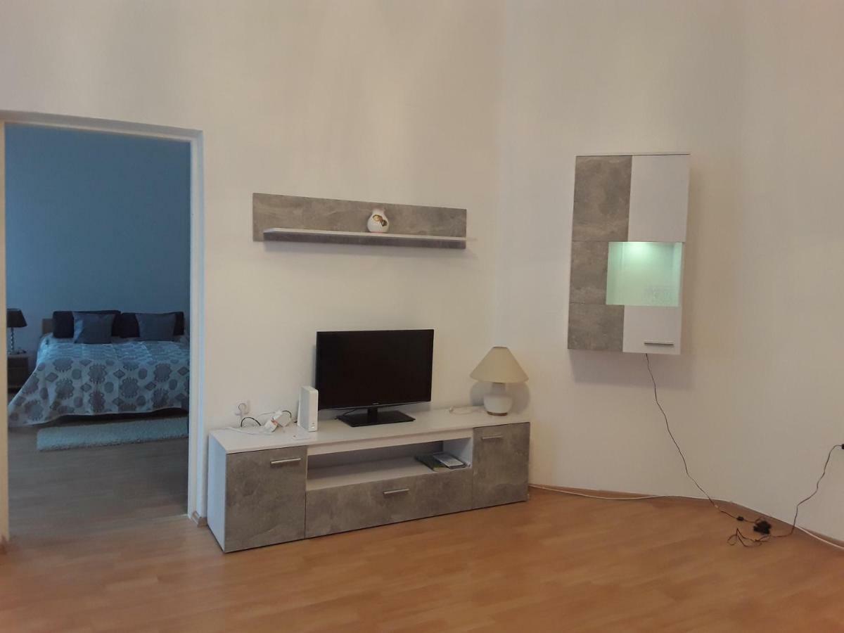 Apartment Diana-contactless Check-in! Wien